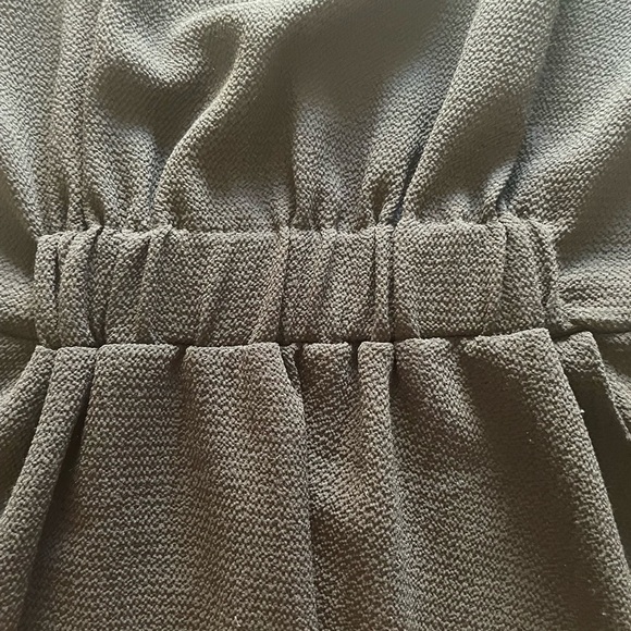 H by Halston Black Asymmetrical V-Neck Blouse sz S - Picture 3 of 5